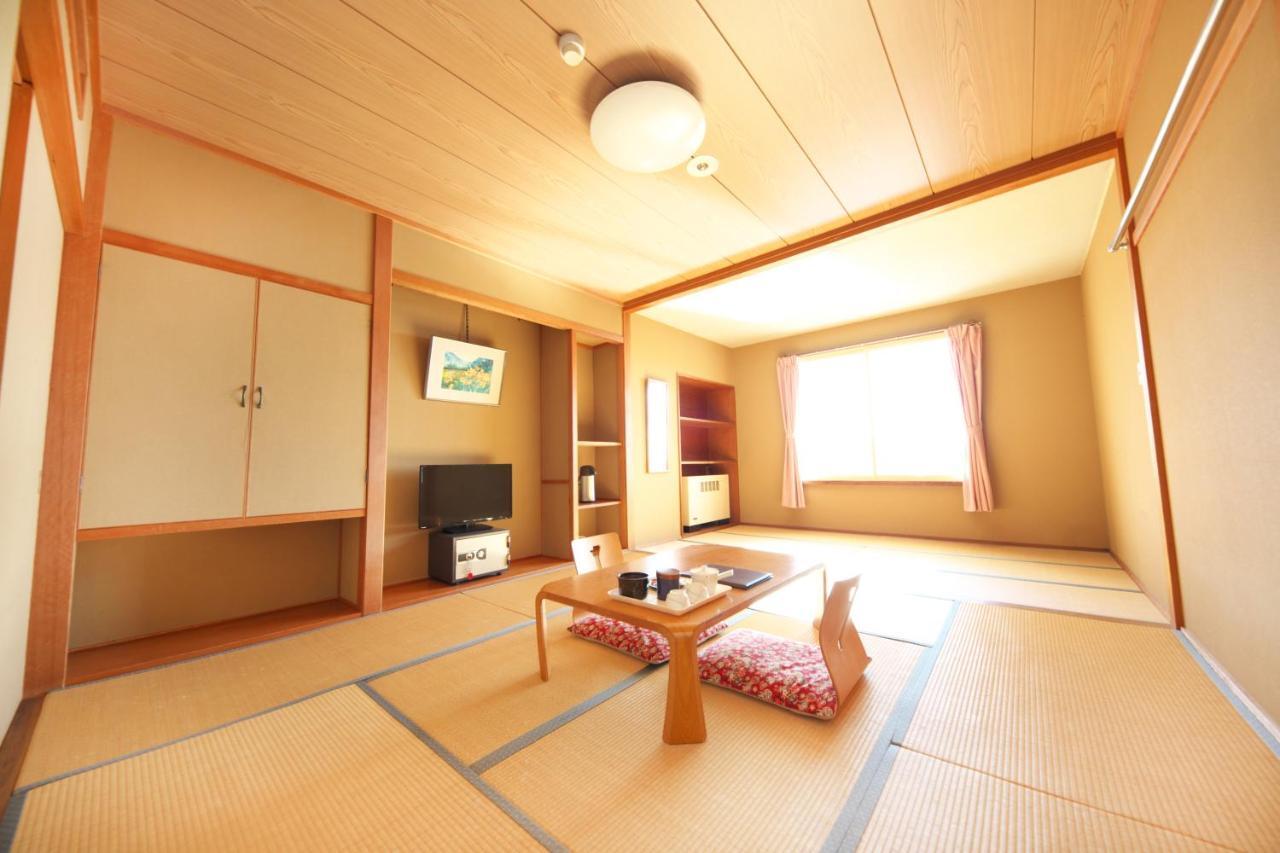 Shiga Swiss Inn Siga Kogen Kültér fotó